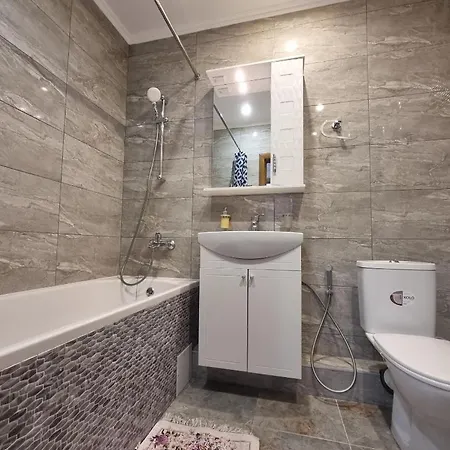 метро харківська Apartment *
