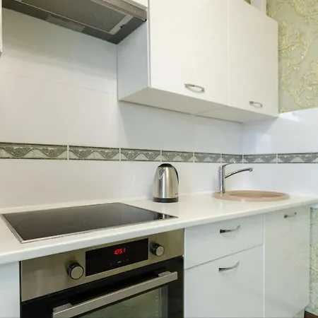 метро харківська Apartment
