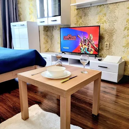 Apartment метро харківська *