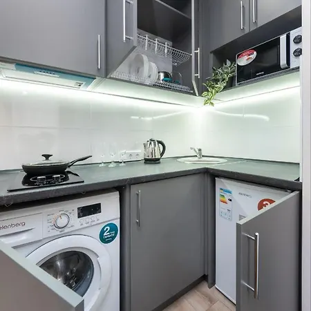 метро харківська Apartment *