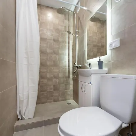 Apartment метро харківська *